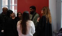 La famille de Shaïna Hansye, entourée de leurs avocats © LE FACTUEL / LF-DB